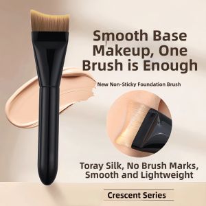 Ergonomic Thin Foundation Brush Does Not Eat Up Powder