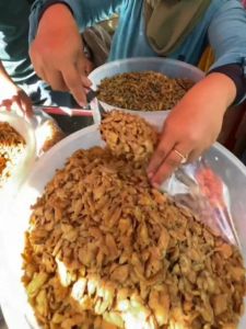 BABY FISH IKAN CRISPY PEPETEK 1KG DI GORENG DADAKAN