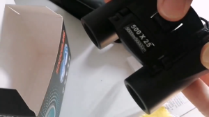 DARINGกล้องส่องทางไกลแบบพกพา กล้องส่องทางไกลพับได้เหมาะสำหรับกิจกรรมกลางแจ้งการตั้งแคมป์และการล่าสัตว์ กล้องโทรทรรศน์ HD ความยาวโฟกัสสูง 500 * 25