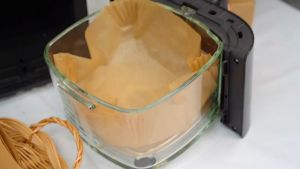 100pcs Square Air Fryer Baking Oil-proof and Oil-absorbing Paper for Household Barbecue Plate Food