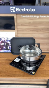 Electrolux เตาแม่เหล็กไฟฟ้า ETD42SKR พร้อม กระทะ หม้อและตะแกรงสำหรับนึ่ง กำลัง 2100 W