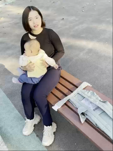 Good babys เป้อุ้มเด็ก เป้อุ้มเด็กราคาถูก ผ้าฝ้ายแท้ กอดแนวนอนได้ สะพายหน้าและสะพายหลังได้ พร้อมแผ่นป้องกันหัว อายุที่เห