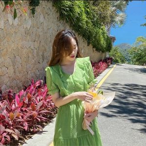 Green Chiffon Dress Womens Summer 2024 New Design Sense Temperament Western Style V-neck Flounce Short Skirt