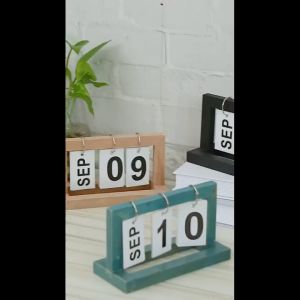 CeeJay ปฏิทินตั้งโต๊ะ ปฏิทินกรอบไม้ ของแต่งบ้าน แต่งห้องสไตล์มินิมอล (desk calendar)