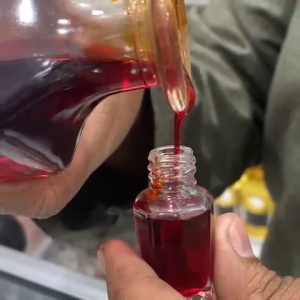 minyak wangi jafaron merah Bibit Murni parfum 6ml parfum jafaron safron oil minyak parfum misik Parfum Non Alkohol Untuk Shalat Aroma Khas Jafaron - Lazada