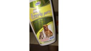 Sữa tắm chó mèo Bio Lovely Pets dưỡng lông chuyên khử mùi cho thú cưng