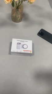 Magnetic Camera Handle with Remote Control Shutter and Fill Light Universal Type Suitable for Mobile Phones