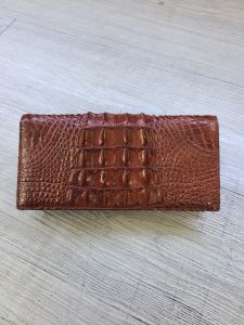 Ví cầm tay bóp cầm tay ví gấp hai da cá sấu thật sang trọng