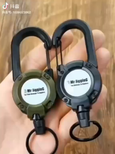 Retractable Wire Rope Keychain Carabiner with Anti-Lost Metal Easy-Pull Buckle -Sporty Key Chain