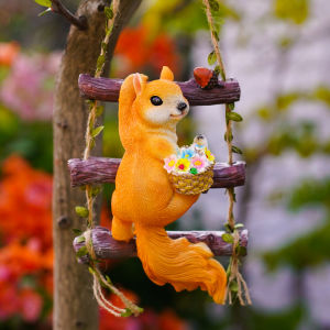 Creative Squirrel Climbing Ladder Garden Courtyard Wall Hanging Balcony Pipe Flower Pot Decorative Ornaments Cartoon Style Resin Crafts
