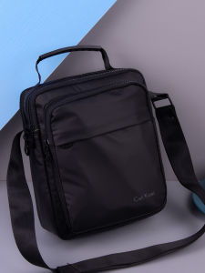 กระเป๋าเป้สะพายหลังผ้าอ็อกซ์ฟอร์ดกันน้ำความจุขนาดใหญ่สำหรับผู้ชาย กระเป๋าสะพายไหล่ข้างเดียว กระเป๋าถือ กระเป๋าใส่โน้ตบุ๊ก 8 นิ้ว