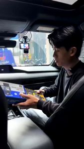 Camera hành trình ô tô 4Taxi Pro 3 mắt cam ghi hình 2K Kết nối WIFI xem trên điện thoại Góc quay trong khoang xe cực rộng Bảo hành 12 tháng