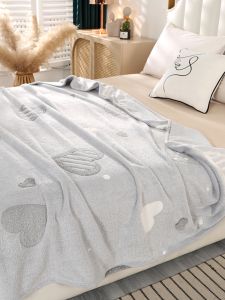 Winter Fluffy Coral Fleece Printed Blanket Office Sofa Nap Warm Bedding Polyester Modern Simple Style All Seasons Universal