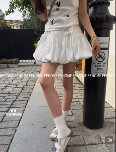 xlshop พร้อมส่ง///กระโปรงสั้นผู้หญิงเอวสม๊อคแต่ง โบว์ทรงพองๆ กระโปรงบอลลูนสุดฮิต เนือผ้าครัช ใส่ไปทะเล กระโปรงสั้นสไตล์โบว์เอวสูง แฟชั่นฤดูร้อน