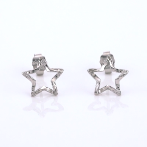 Chow Sang Sang 周生生 950 Platinum Star Earrings for Women 91931E