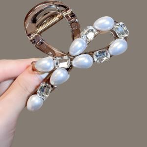 Elegant Pearl Embedded Diamond Butterfly Knot Shark Clamp Hair Clip for Women Stylish Lazy Girl Back of Head Versatile Hair Clip