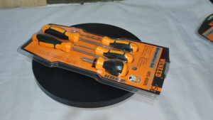 WENEED 5pcs Screwdriver Set WD-6009 Professional Tools