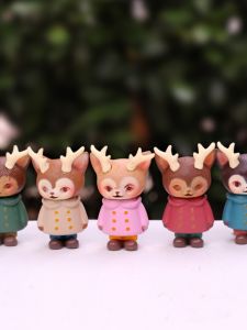 Q Version Blind Box Deer Figure Collectible PVC Desktop Decoration Adorable Surprise Toy Cat on Roof Blowing Wind Brand