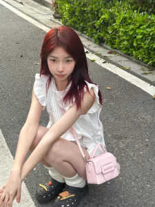 เสื้อเชิ้ตแขนสั้นผู้หญิงสไตล์ฝรั่งเศส ดีไซน์เก๋ไก๋ หวาน ลดอายุ เสื้อผ้าเด็ก ดีไซน์เก๋ไก๋ แขนพอง แขนสั้น แขนยาว ฤดูร้อน