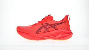 ASICS Women NOVABLAST 5 Running Shoes in Flash Red/Edo Purple