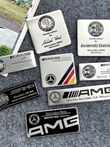 ตกแต่งด้านข้างรถยนต์ AMG โลโก้รถระดับ C200L E300L GLC260L GLA GLB CLA ตกแต่งด้านข้างด้วยแผ่นอะลูมิเนียม Kercan