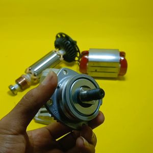 Gear Set Spindle Mesin Gerinda 4" Makita M9513B M 9513 B Asli original