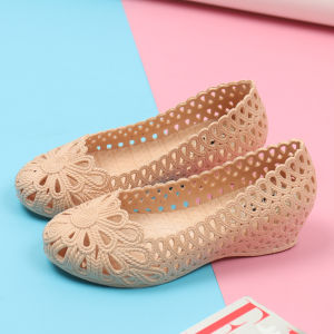 Thick Heel Plastic Sandals Womens Summer Hollow Breathable Soft Bottom Anti-slip Rain Day Outdoor Wear White Nurse Sandals