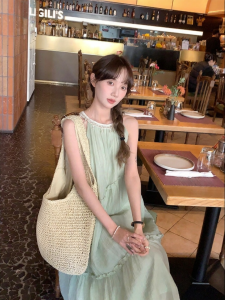 imimtuan | Đầm treo cổ phong cách Bohemian rộng rãi và tạo dáng