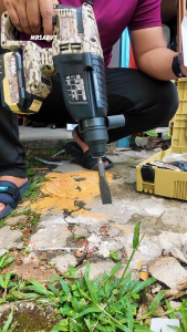 🔥MY Local🔥Tiger Claw Tool High quality Cordless Impact Hammer Drill Brushless Motor 2 batteries 3 Mode with Auxiliary Handle 26mm Brick Concrete Drilling Multi-function Rechargeable Electric Hammer