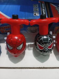 Mainan viral gangsing superhero otomatis berlampu dan bermusik sesuai video