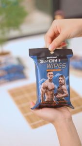 Combo 03 gói khăn giấy ướt thể thao cao cấp EcoWipes gói 25 tờ lau mồ hôi làm mát cơ thể khử mùi nhanh chóng cho vận động viên