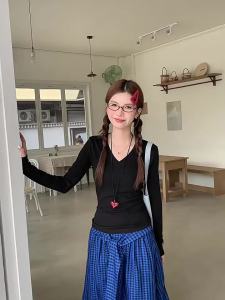 MENGBAI | Áo Thun Dài Tay Ôm Body Cổ V