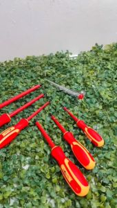 Obeng Listrik Set 7 Pcs Obeng Plus Minus Dan Tespen Obeng Set Tespen Set