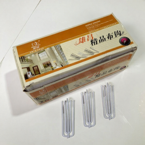 MOLORE | Spray Painted Stainless Steel 4-Prong Curtain Hook