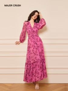 Elegant Red Youthful Print V-Neck Slimming Dress