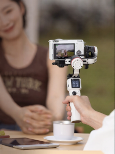 ZHIYUN | Stabilizer for Mirrorless Sports Camera Camcorder Video Anti-shake