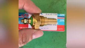 สวิทความร้อน NISSAN UD CW430 รหัส 25250-Z2000 (แบบขัน) ยี่ห้อ SAK แท้ๆ สั่งเบิกโดยตรง/ERNKP