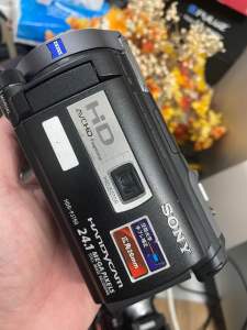 Máy quay phim Chất lượng cao Sony HDR PJ760