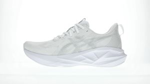 ASICS Men NOVABLAST 5 Running Shoes in White/Piedmont Grey