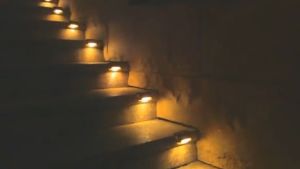 IPX5 Waterproof Stair Step Deck LED Solar Lamp Path Outdoor Garden Landscape Balcony Fence Light Lampu 户外太阳能篱笆围墙灯