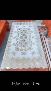 Khăn trải bàn hoa văn đẹp mắt rộng 75cm dài 120cm