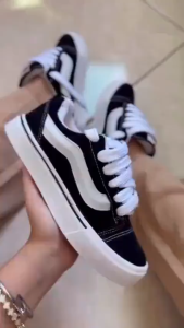 sepatu gemuk cowok vans black white knu sneakers pria terbaru