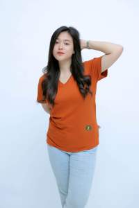 KAOS POLOS V NECK // WANITA DEWASA // LENGAN PENDEK // BAHAN COMBBED 24S