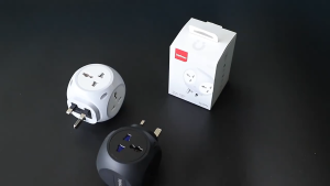 Intelligent Conversion Rubiks Cube Home Travel Multifunctional 4 Jack 3Usb Conversion Plug Multi-purpose Wireless