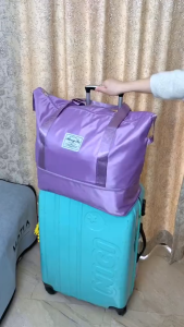 WE 4240 = 可折叠大容量旅行包 Foldable Large-Capacity Travel Bag Ready stock in Malaysia