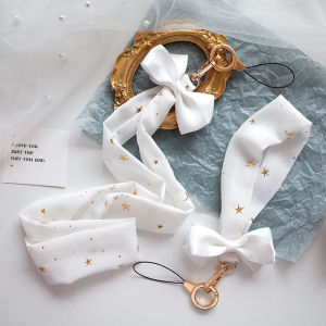 ผ้าพันคอผ้าไหมลายดาวและดวงจันทร์สไตล์นางฟ้าพร้อมหัวเข็มขัดแบบถอดได้สำหรับโทรศัพท์มือถือ เครื่องประดับโทรศัพท์มือถือแบบถอดได้