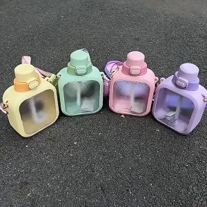 Water Bottle Small Square with strap large capacity portable Botol Air Comel 700ML 水瓶