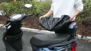 Nlplin Universal Motorcycle Seat Cover - PU Leather Weather-Resistan