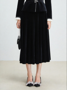 Koradior | Elegant Velvet Slimming Mid-length Skirt