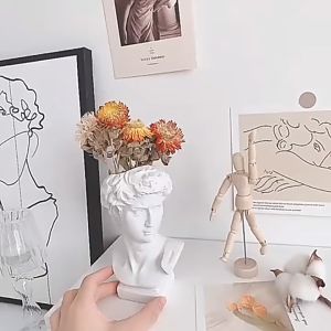 Vas Bunga Nordic David Statue Flower Vase Resin Sculpture Ornament Brush Holder